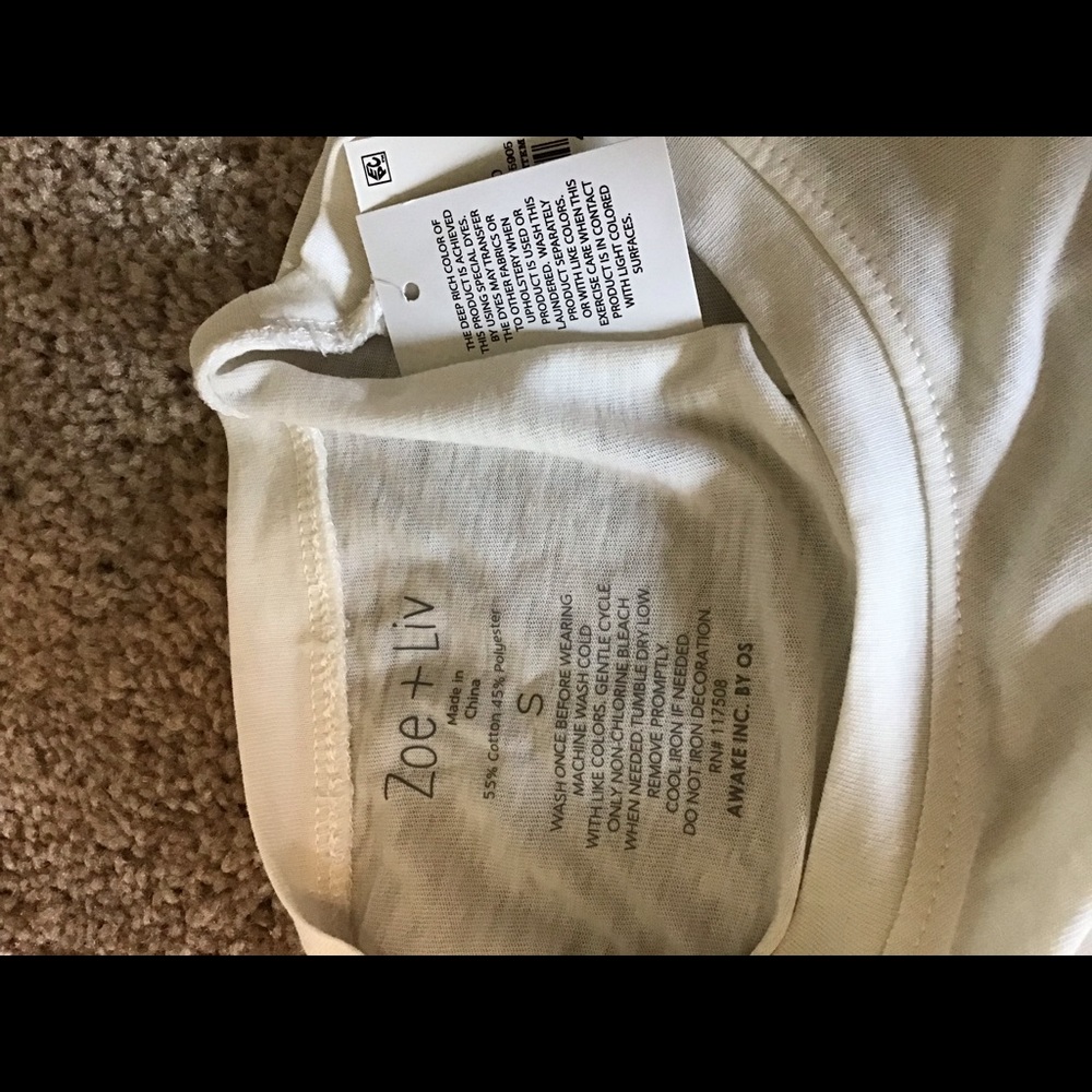 Zoe + Liv women’s NASA tee - Picture 3 of 3